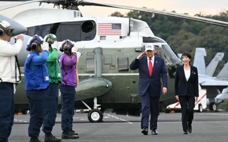 Trump signs trade deal with Japan's new leader as Asia tour continues